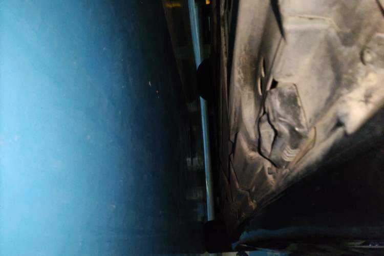 Used Mercedes-Benz R-Class 2010 R 350 L 4MATIC Chassis Rear Right