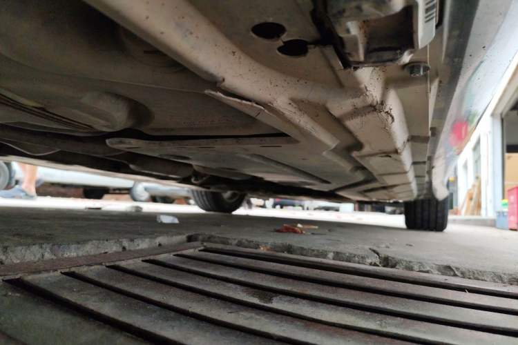 Used Mercedes-Benz R-Class 2010 R 300 L Luxury Model Chassis Rear Right