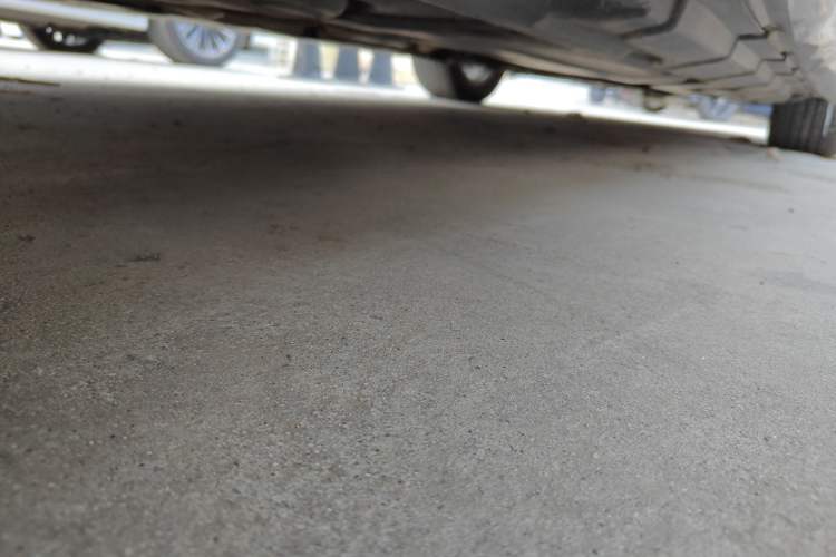 Used Mercedes-Benz R-Class 2010 R 350 L 4MATIC Chassis Rear Right