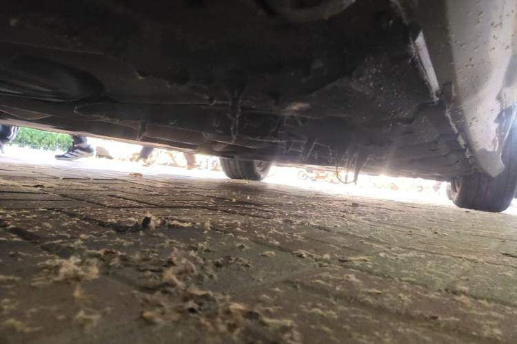 Used Mercedes-Benz R-Class 2010 R 350 L 4MATIC Chassis Rear Right