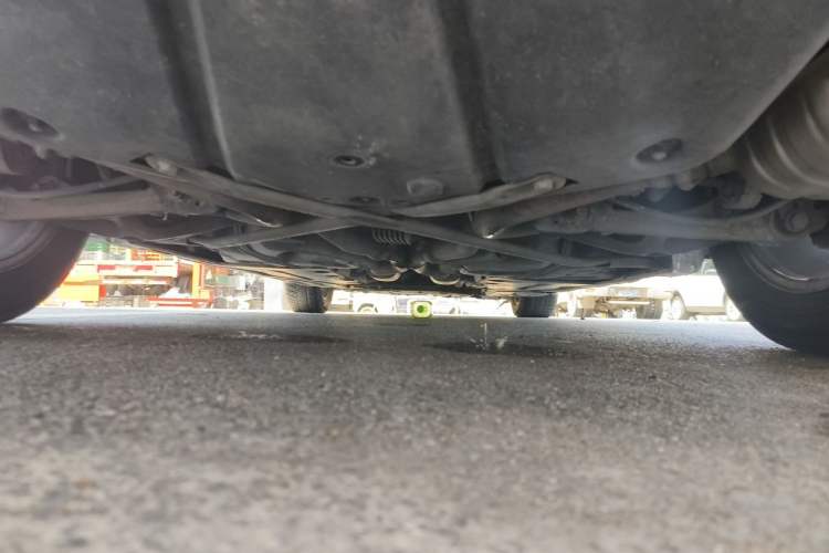 Used Mercedes-Benz R-Class 2010 R 350 L 4MATIC Grand Edition Chassis Rear