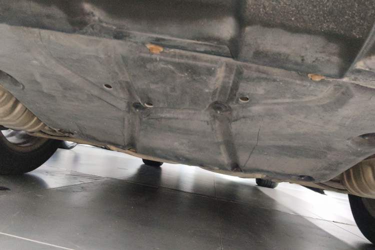 Used Mercedes-Benz R-Class 2010 R 350 L 4MATIC Chassis Rear