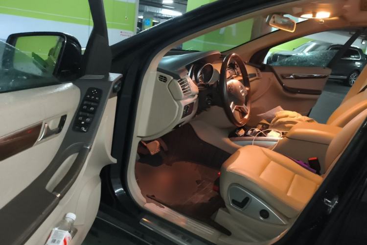 Used Mercedes-Benz R-Class 2010 R 300 L Business Model Driver Seat
