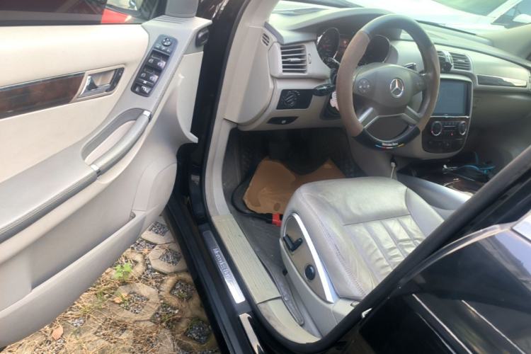 Used Mercedes-Benz R-Class 2010 R 300 L Business Model Driver Seat