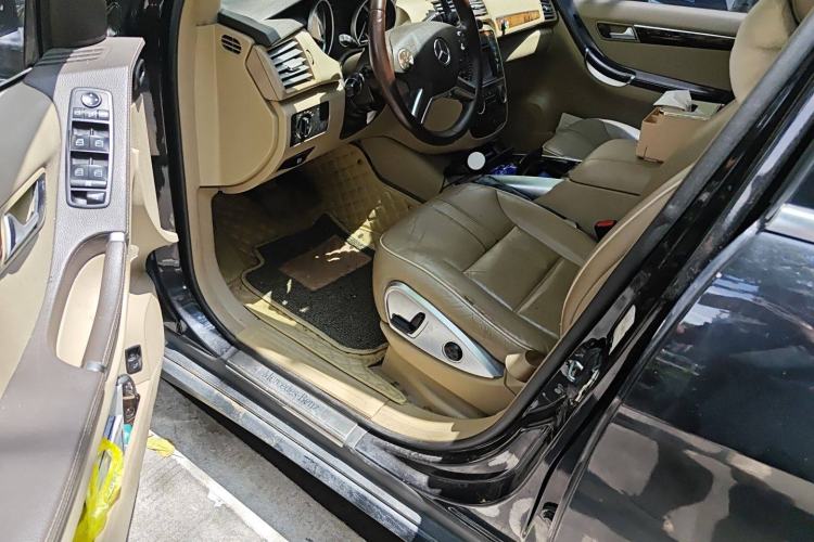 Used Mercedes-Benz R-Class 2010 R 350 L 4MATIC Driver Seat