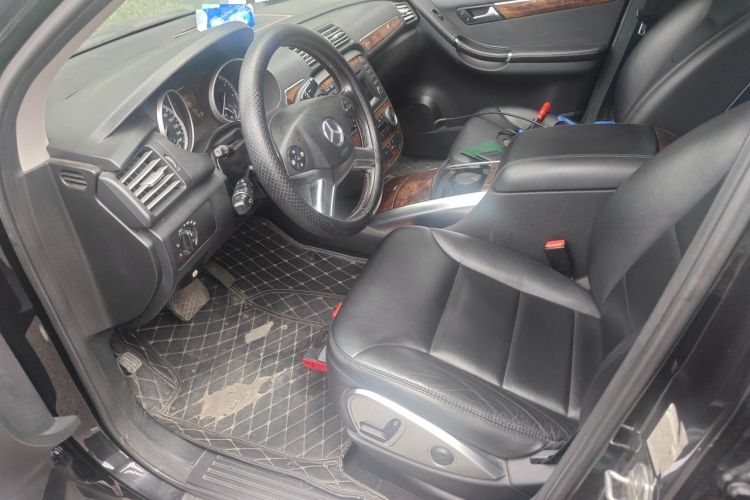 Used Mercedes-Benz R-Class 2010 R 300 L Business Model Driver Seat