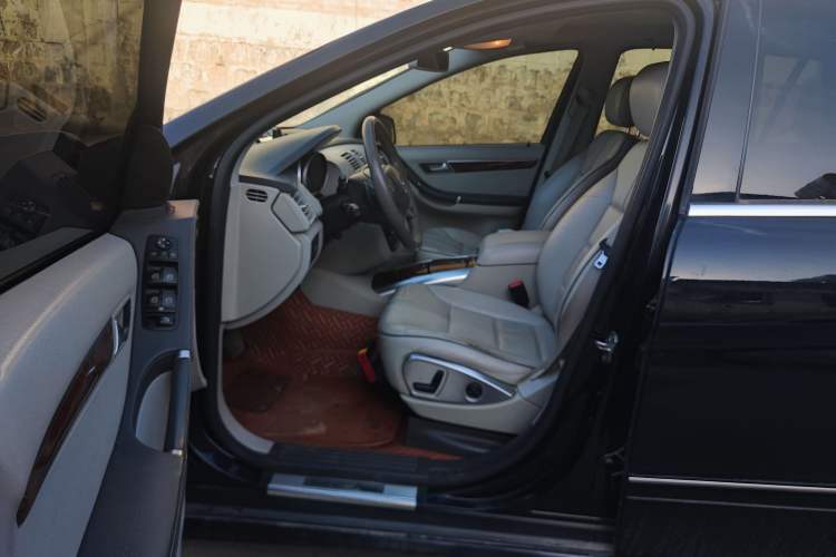 Used Mercedes-Benz R-Class 2010 R 350 L 4MATIC Driver Seat