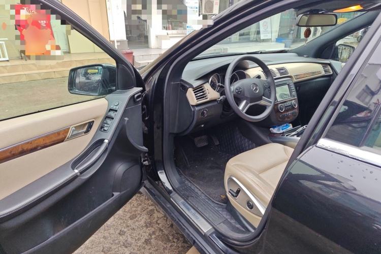Used Mercedes-Benz R-Class 2010 R 300 L Business Model Driver Seat