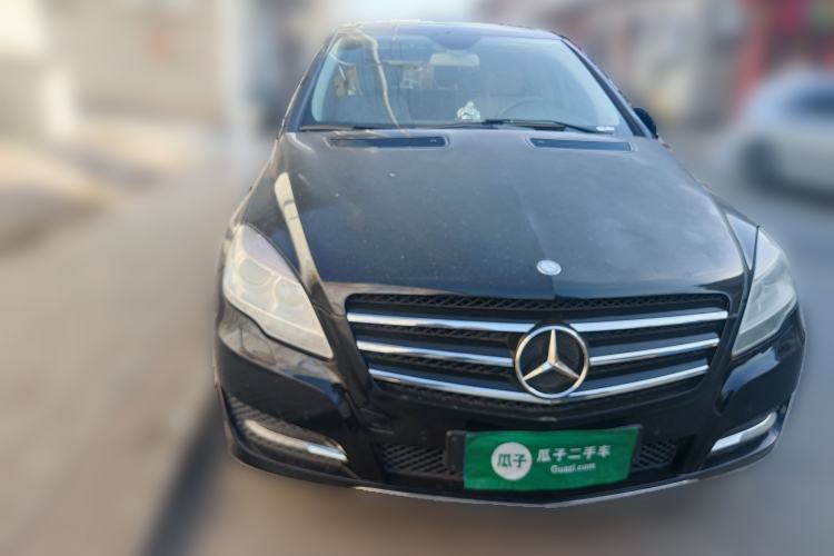 Used Mercedes-Benz R-Class 2010 R 350 L 4MATIC Front