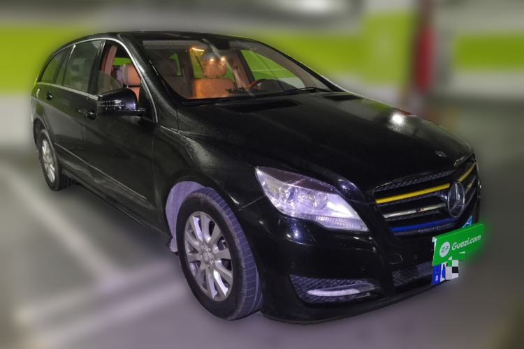 Used Mercedes-Benz R-Class 2010 R 300 L Business Model Front Right 45 Deg