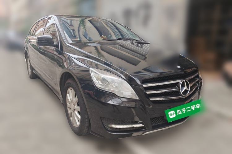 Used Mercedes-Benz R-Class 2010 R 300 L Luxury Model Front Right 45 Deg