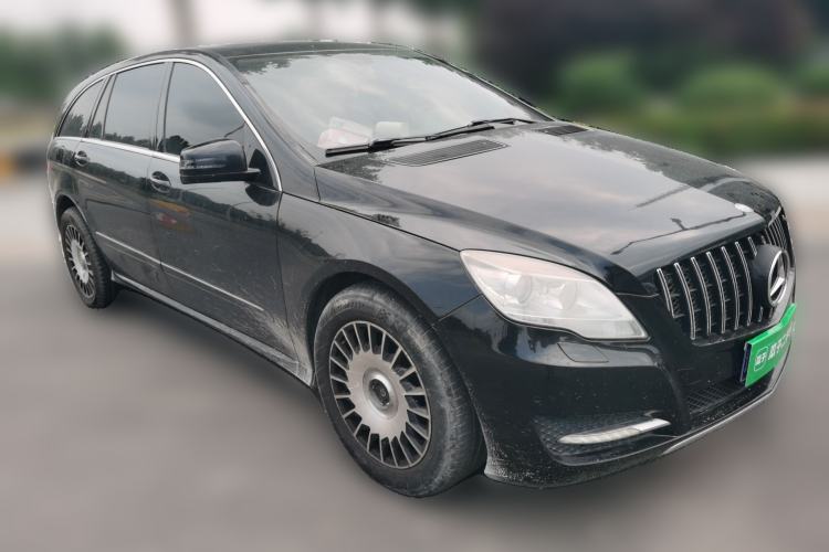 Used Mercedes-Benz R-Class 2010 R 300 L Business Model Front Right 45 Deg