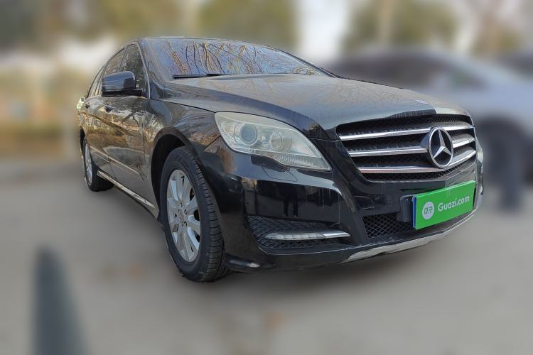 Used Mercedes-Benz R-Class 2010 R 350 L 4MATIC Front Right 45 Deg