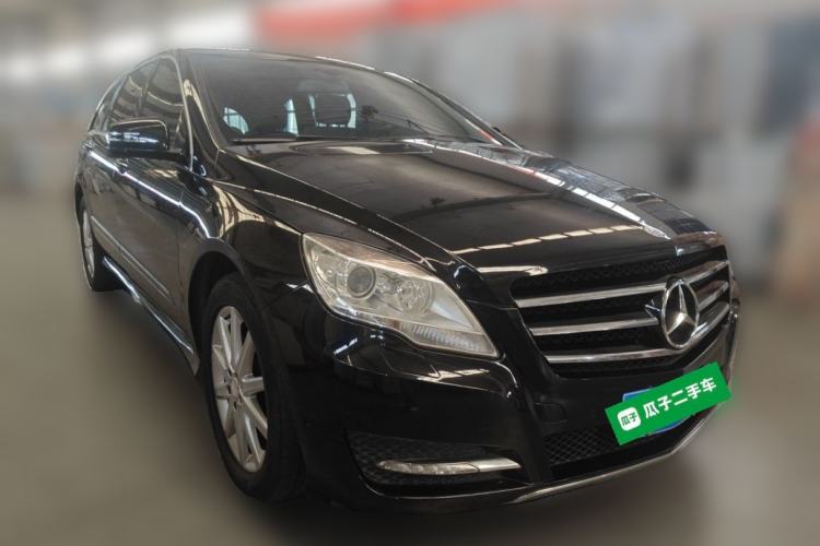 Used Mercedes-Benz R-Class 2010 R 350 L 4MATIC Front Right 45 Deg