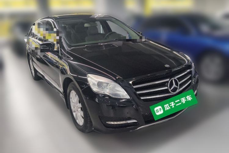 Used Mercedes-Benz R-Class 2010 R 350 L 4MATIC Front Right 45 Deg