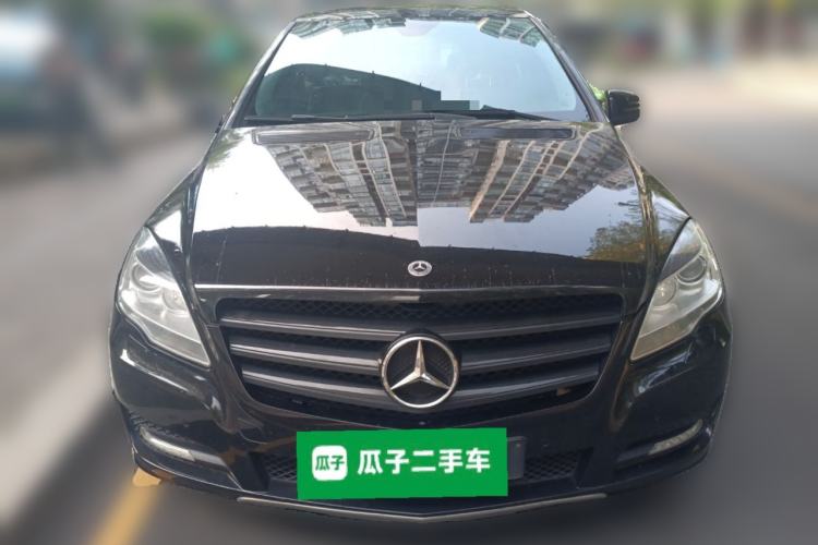 Used Mercedes-Benz R-Class 2010 R 300 L Luxury Model Front