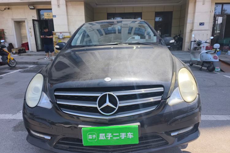 Used Mercedes-Benz R-Class 2010 R 350 L 4MATIC Grand Edition Front