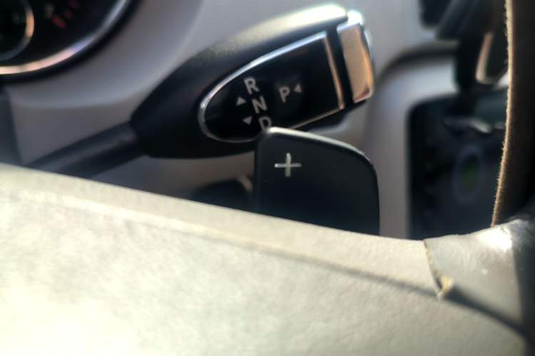 Used Mercedes-Benz R-Class 2010 R 300 L Business Model Gear Lever