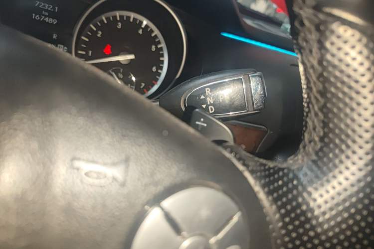 Used Mercedes-Benz R-Class 2010 R 300 L Business Model Gear Lever