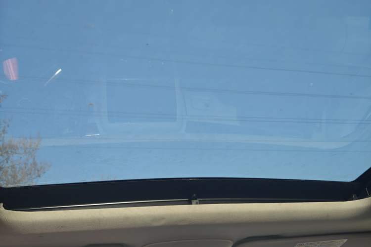 Used Mercedes-Benz R-Class 2010 R 350 L 4MATIC Headliner