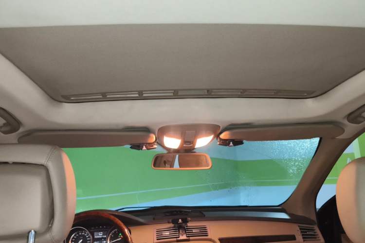 Used Mercedes-Benz R-Class 2010 R 300 L Business Model Headliner