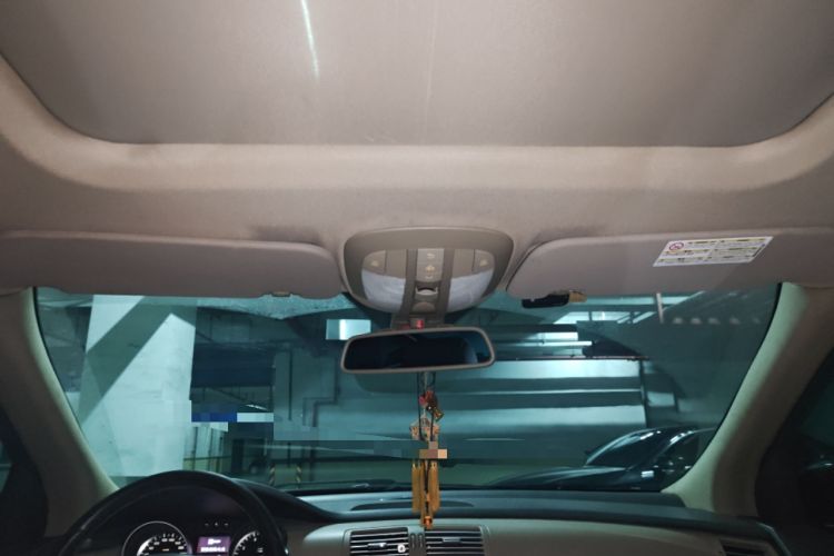 Used Mercedes-Benz R-Class 2010 R 350 L 4MATIC Headliner