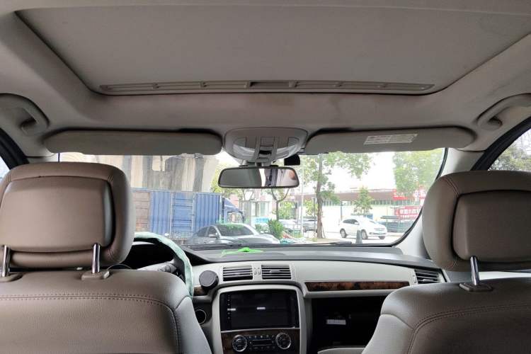 Used Mercedes-Benz R-Class 2010 R 300 L Business Model Headliner