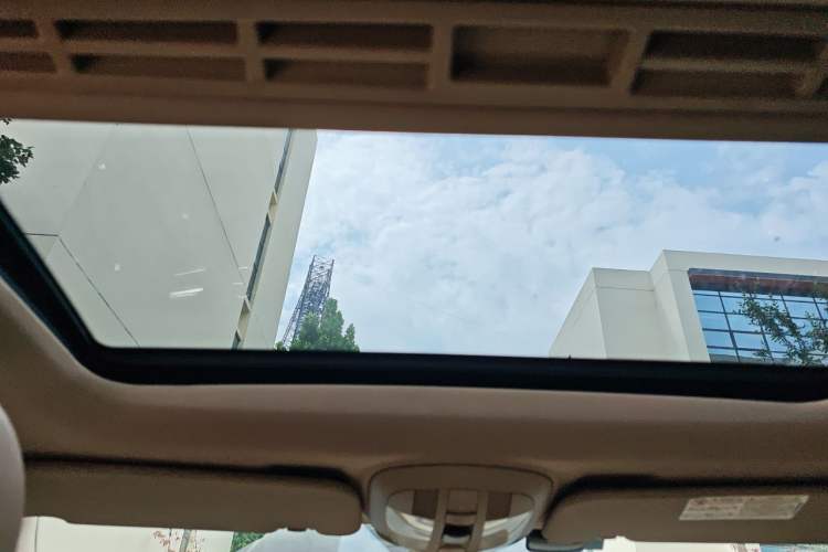 Used Mercedes-Benz R-Class 2010 R 300 L Business Model Headliner