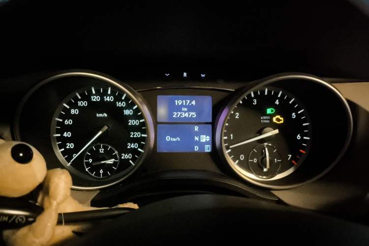 Used Mercedes-Benz R-Class 2010 R 350 L 4MATIC Instrument Cluster
