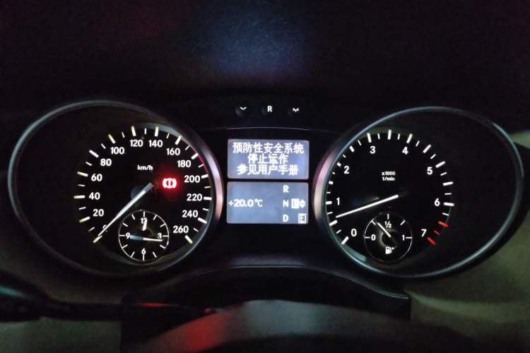 Used Mercedes-Benz R-Class 2010 R 350 L 4MATIC Instrument Cluster
