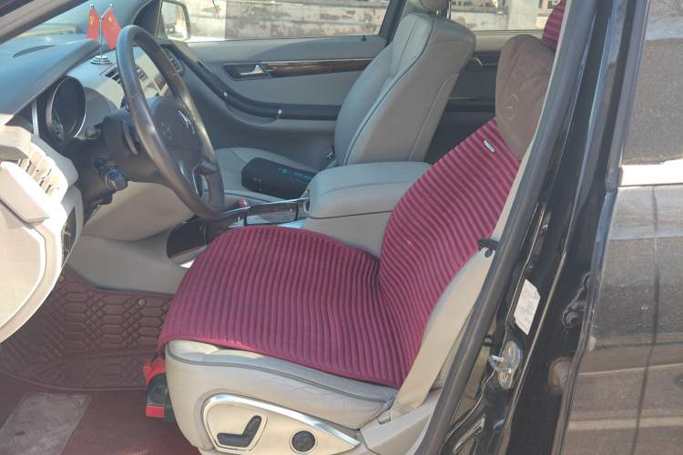 Used Mercedes-Benz R-Class 2010 R 350 L 4MATIC Left Front Seat