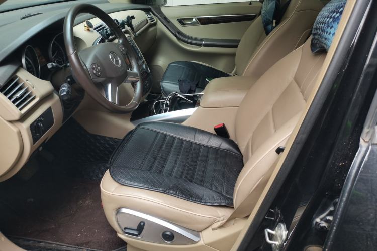 Used Mercedes-Benz R-Class 2010 R 300 L Luxury Model Left Front Seat