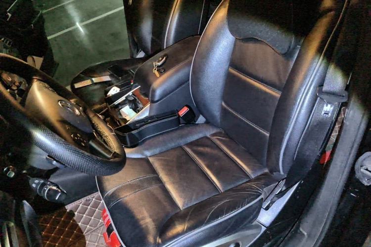Used Mercedes-Benz R-Class 2010 R 350 L 4MATIC Left Front Seat