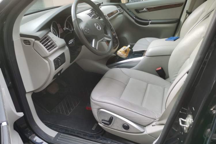 Used Mercedes-Benz R-Class 2010 R 350 L 4MATIC Left Front Seat