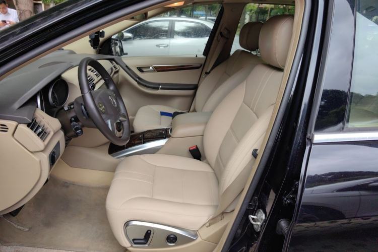 Used Mercedes-Benz R-Class 2010 R 350 L 4MATIC Left Front Seat
