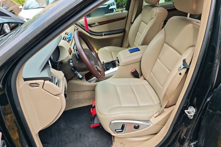 Used Mercedes-Benz R-Class 2010 R 300 L Business Model Left Front Seat