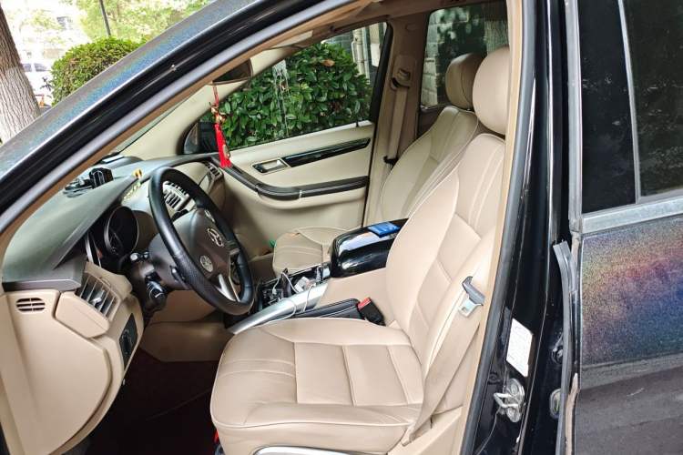 Used Mercedes-Benz R-Class 2010 R 350 L 4MATIC Left Front Seat