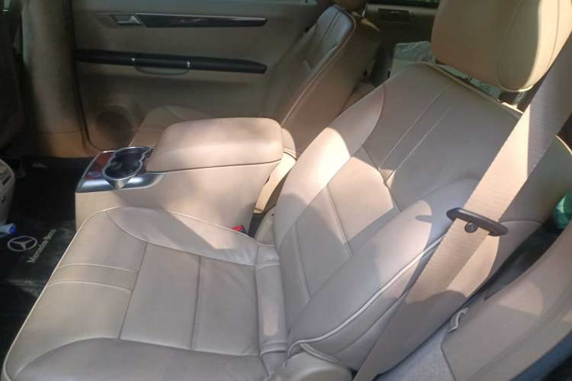 Used Mercedes-Benz R-Class 2010 R 350 L 4MATIC Left Rear Seat