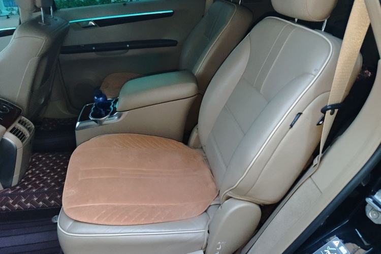 Used Mercedes-Benz R-Class 2010 R 350 L 4MATIC Left Rear Seat