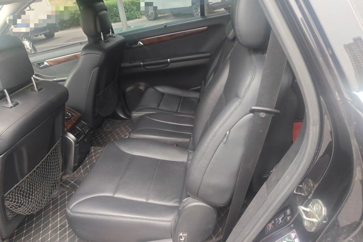 Used Mercedes-Benz R-Class 2010 R 300 L Business Model Left Rear Seat