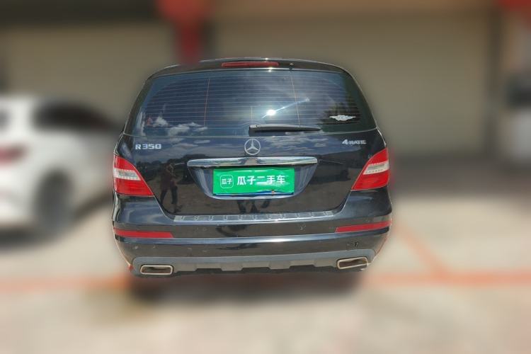 Used Mercedes-Benz R-Class 2010 R 350 L 4MATIC Rear