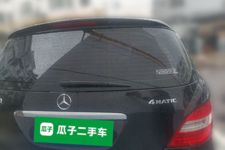 Used Mercedes-Benz R-Class 2010 R 350 L 4MATIC Rear