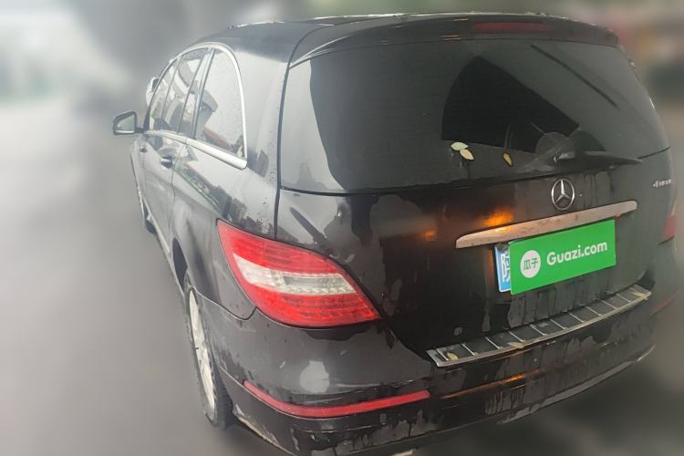 Used Mercedes-Benz R-Class 2010 R 300 L Business Model Rear Left 45 Deg
