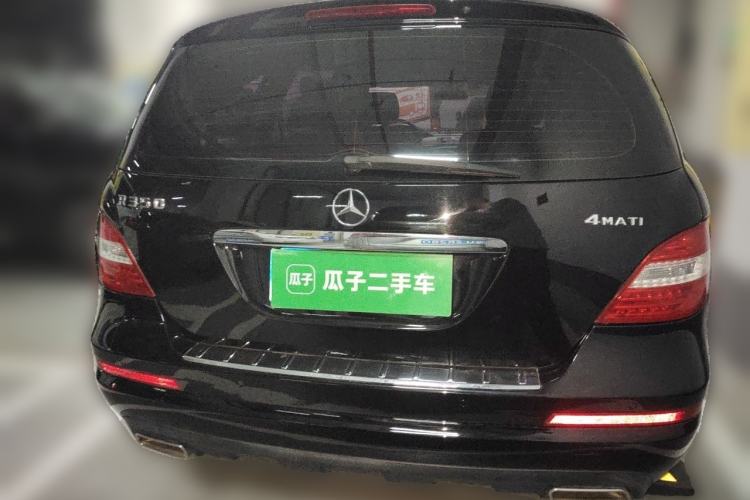 Used Mercedes-Benz R-Class 2010 R 350 L 4MATIC Rear