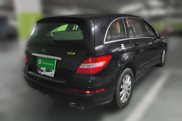 Used Mercedes-Benz R-Class 2010 R 300 L Business Model Rear Right 45 Deg