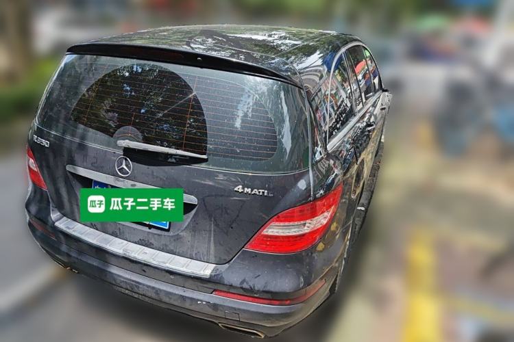 Used Mercedes-Benz R-Class 2010 R 350 L 4MATIC Rear Right 45 Deg
