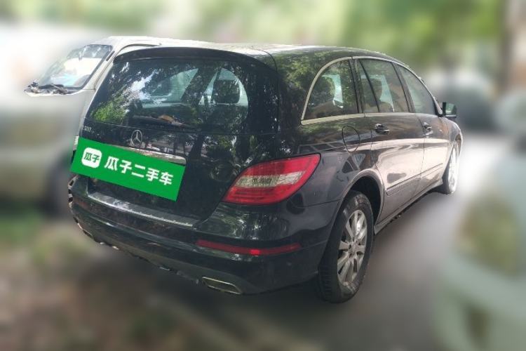 Used Mercedes-Benz R-Class 2010 R 300 L Luxury Model Rear Right 45 Deg