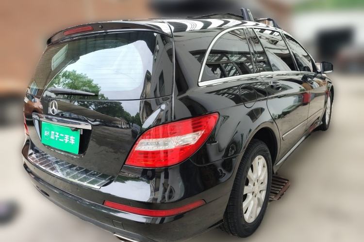 Used Mercedes-Benz R-Class 2010 R 300 L Luxury Model Rear Right 45 Deg