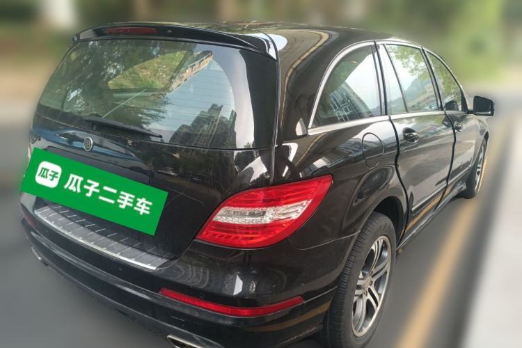 Used Mercedes-Benz R-Class 2010 R 300 L Luxury Model Rear Right 45 Deg
