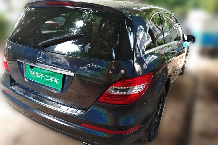 Used Mercedes-Benz R-Class 2010 R 350 L 4MATIC Rear Right 45 Deg